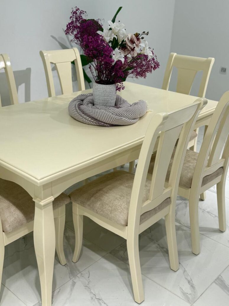 TABLE HM BEIGE 06 CHAISES – Image 2